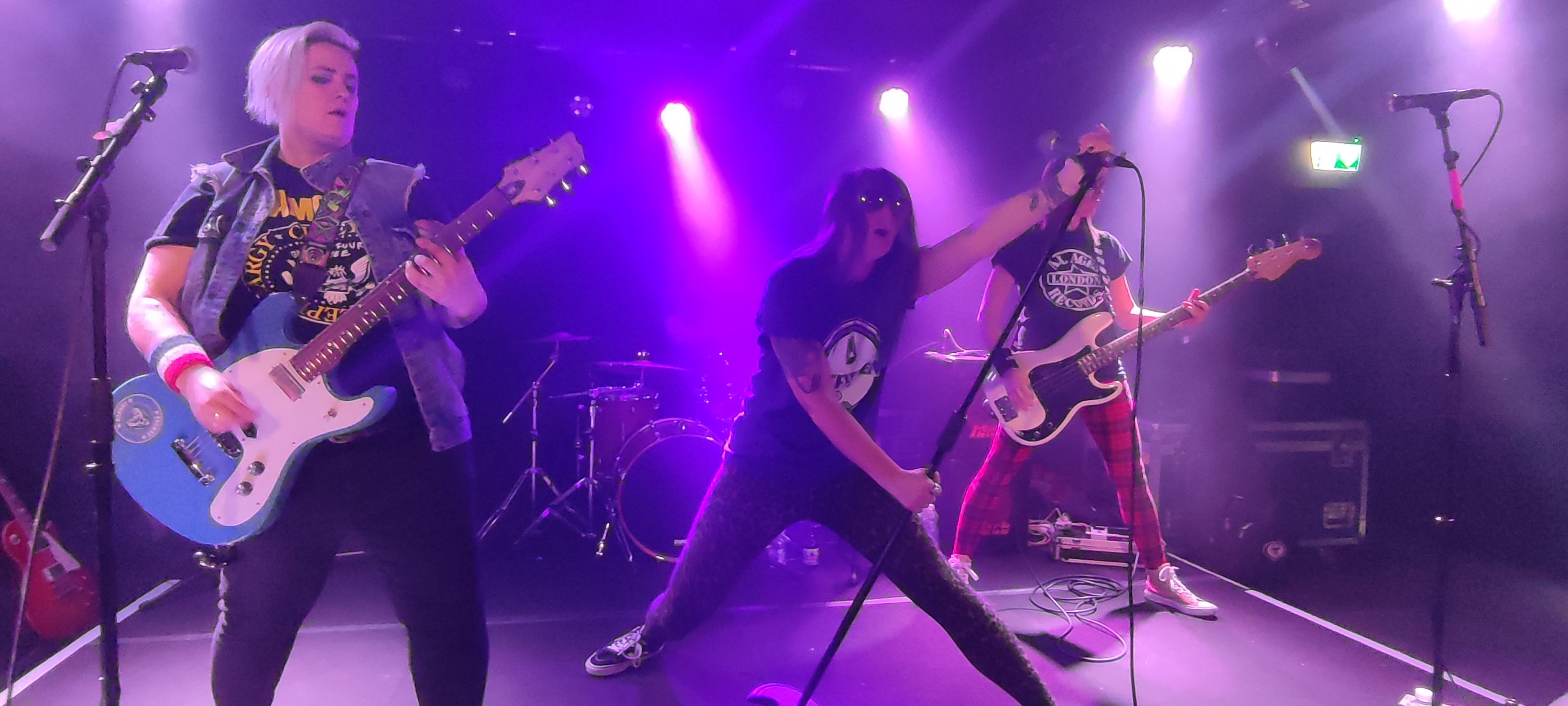 Ramonas2025-10-22RatingerHofDusseldorfGermany (8).jpg